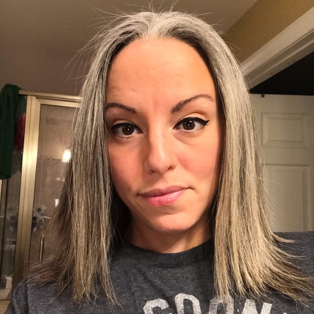 Meet your Posher, Stephanie